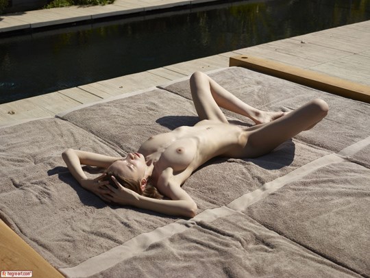 Hegre-art Aya Beshen (18歳) nude 36